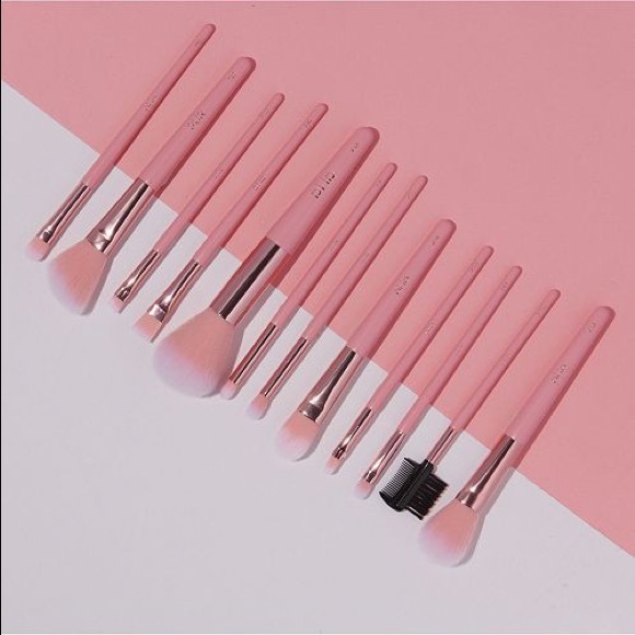 Pur Travel Essentials 12-Piece Brush Set - Picture 7 of 12